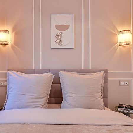 Suite Eiffel- Perfect Location ปารีส ภายนอก รูปภาพ